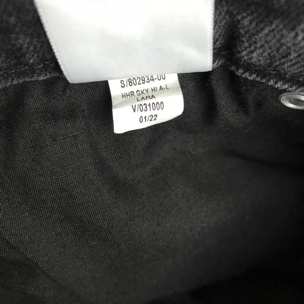 Old Navy Shorts Womens Size 6 Black Denim Higher High Rise Sky Hi A Line Raw Hem